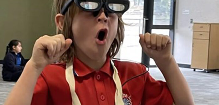 Flinders University study tests AR smart glasses in Year 1 and 2 science lessons